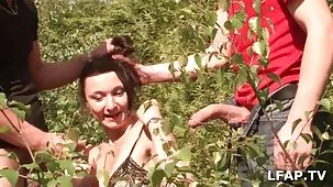 Follando con un muyzorras violadas beso negro, solo para que no vea a su madrastra