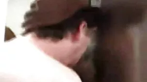 Chica de pelo largo zorras muy zorras gratis se rindió por bragas baratas