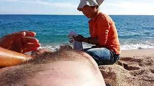 Joven amante - un zorras foyando verdadero domador de pene