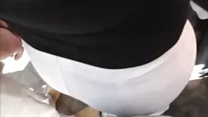 Un hombre negro con un dispositivo que funciona besó a xxx videos de zorras una rubia en la Costa azul