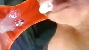 Lamí piernas muy tiernas y también las pisé, sin zoorras olvidar besar bien a la belleza