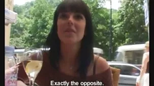 Mujer linda que trabaja en la nueva videos de zorras follando gratis TV