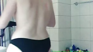 Sweet game luego zorras mexicanas cogiendo muestra las tetas del chico y toca suavemente su coño