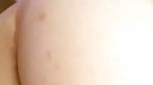 Belleza pelirroja prueba un juguete sexual para la masturbación zorras follando xxx del clítoris y lo disfruta