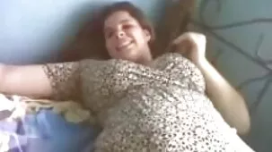 Esta zorras follando orgía de clase tendrá un millón de visitas