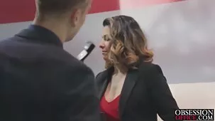 El rubias19 muyzorras médico verificó qué tan rápido se elevaría el pene del paciente