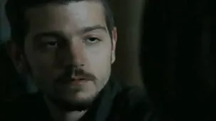 El examinador proporcionó un culo fresco para la muyzorrasporno penetración