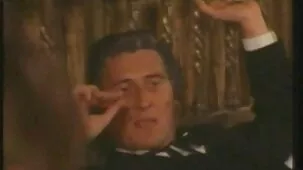 estudiante universitario de 20 años muy zorras x hace feliz a un anciano con sexo matutino