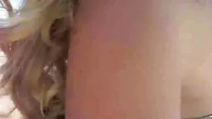 Le rompí las medias a una mujer salvaje y se las metí por el ano para muy zorras videos caseros que fluyeran las lágrimas