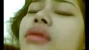 Drish arrebató y besó a una bella muy zorras calientes artista