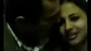 Semental casado inserta su dura polla elástica en el coño de su novia muyzorras gordas casada