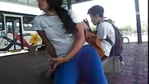 El gigante del árbol negro hace el amor con una rubia blanca para el muy z xxx sexo anal diario